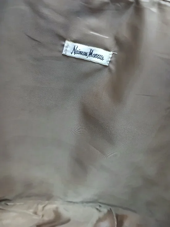 Neiman Marcus Woven Tote - Picture 3 of 9